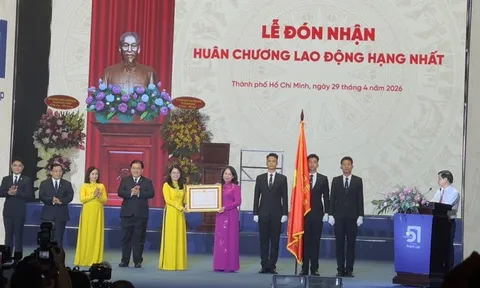 Saigontourist Group kỷ niệm 51 năm thành lập và đón Huân chương Lao động hạng Nhất lần thứ hai