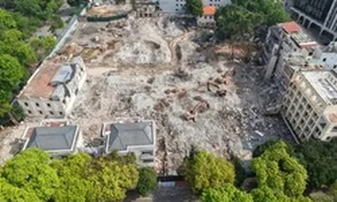 Quảng trường hơn 2ha sát Hồ Gươm dần lộ diện sau 5 tháng giải phóng mặt bằng