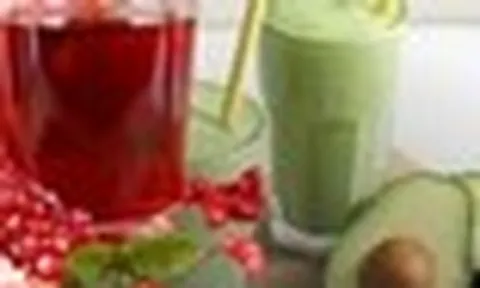 Phụ nữ U40 nên ăn 5 loại quả có tác dụng chống nắng tự nhiên trong mùa hè, ngăn tia UV, tăng sinh collagen để 60 tuổi chưa già