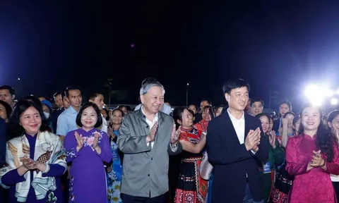Mặt trận Tổ quốc Việt Nam - Nòng cốt chính trị trong tập hợp, đoàn kết và phát huy vai trò của nhân dân trong kỷ nguyên mới theo tinh thần Đại hội XIV của Đảng