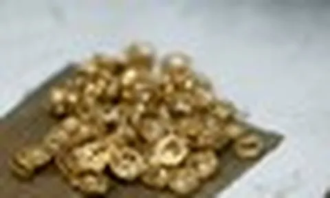 Quốc gia châu Á bất ngờ kêu gọi dừng mua vàng: 1,4 tỷ dân đứng ngồi không yên