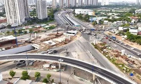 TP.HCM đề xuất làm cấp bách 27 dự án giao thông trọng điểm gần 300.000 tỷ đồng