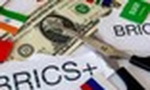 BRICS tăng tốc phi đô la hoá, xây dựng hệ thống tài chính phá thế độc tôn của phương Tây, lung lay vị thế SWIFT, IMF, World Bank