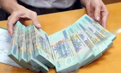 Bảng lương mới nhất của công chức khi tăng lương cơ sở lên 2,53 triệu đồng/tháng từ 1/7: Vị trí nào sẽ nhận được hơn 25 triệu đồng/tháng?