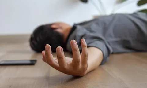 Người đàn ông 67 tử vong sau bữa ăn, bác sĩ cảnh báo "thủ phạm vô hình" nhiều người đang xem thường