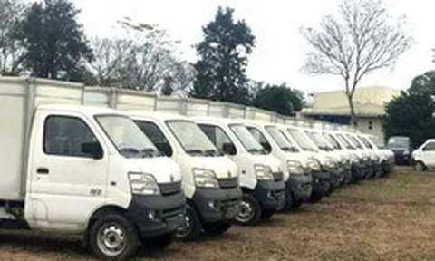 Doanh nghiệp ô tô lớn nhất sàn chứng khoán bán đấu giá 141 xe ô tô tải, giá khởi điểm trung bình hơn 66 triệu/xe
