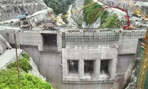 Gần đi vào hoạt động, dự án nhà máy thủy điện gần 44.000 tỷ đồng do Trung Quốc đầu tư bất ngờ bị thu hồi giấy phép