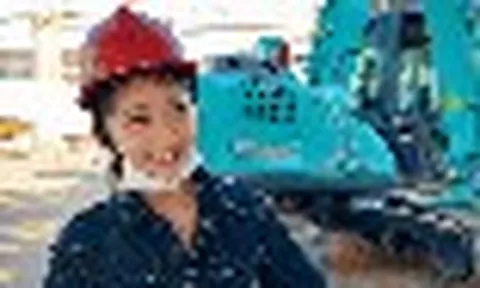 Phát hiện người phụ nữ sinh năm 1994 kiếm hơn 1,6 tỷ đồng/năm nhờ thu gom phế liệu