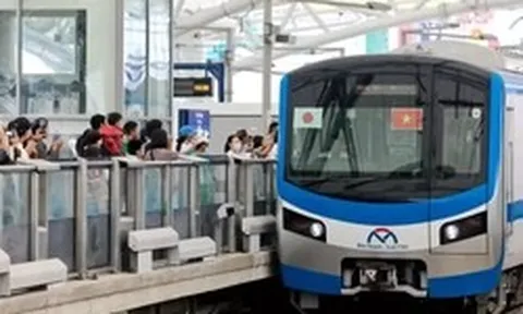 TPHCM: Metro tăng chuyến, miễn phí phục vụ xem pháo hoa ngày 2/7