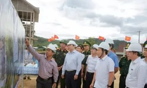 Thủ tướng yêu cầu tăng tốc xây dựng trường nội trú, hoàn thành trước 30/8