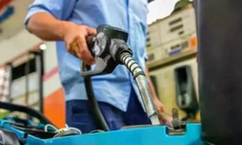 Đề xuất sáp nhập đại lý bán lẻ xăng dầu vào thương nhân phân phối