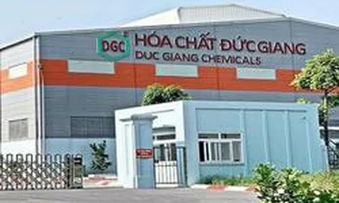 Động thái mới của Hoá chất Đức Giang sau biến cố khởi tố thêm 3 lãnh đạo