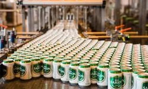 Tăng giá bia 2 lần trong 2 tháng, Sabeco bất ngờ bán chạy nhất Shopee và Lazada, phân khúc cao cấp tăng 214%