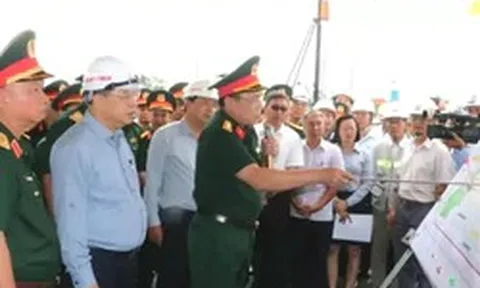 Thận trọng xem xét phương án xây cầu cạn trên tuyến cao tốc Cà Mau - Đất Mũi