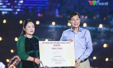 Người đàn ông U80 ứng 10 tỷ đồng từ 10 năm lương hưu để quyên góp cho trẻ em mồ côi vì đại dịch Covid-19