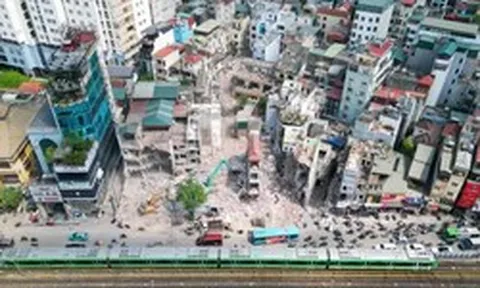 Rào chắn đường Nguyễn Trãi theo từng đoạn phục vụ thi công Vành đai 2,5