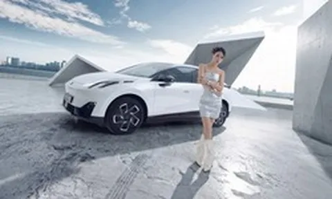 Chủ xe Lynk & Co 02 nhận loạt hỗ trợ sạc và bảo dưỡng dài hạn