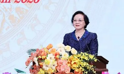 Phó Thủ tướng: Cán bộ, công chức cấp xã sẽ được tăng phụ cấp từ 25% lên 55%