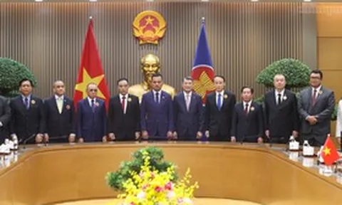 Thủ tướng tiếp đoàn lãnh đạo cơ quan thực thi pháp luật các nước ASEAN