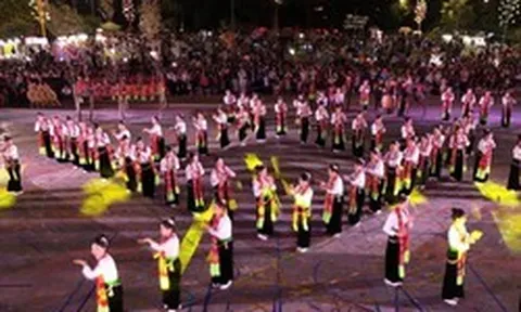 Lào Cai: Du lịch, dịch vụ tăng trưởng tích cực, doanh thu 9 tháng đạt gần 9.737 tỷ đồng