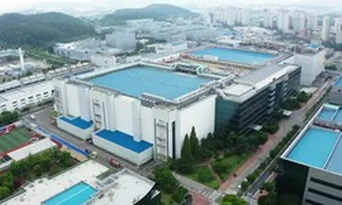 Samsung đưa 100 kỹ sư Việt Nam sang Hàn Quốc học công nghệ bán dẫn, chuẩn bị sản xuất “vàng AI” vừa tăng giá gần 5 lần