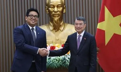 Sau dự án mang về hơn 25 tỷ USD, DN Malaysia ngỏ lời cung cấp "vàng lỏng", chuyển giao công nghệ cho Việt Nam