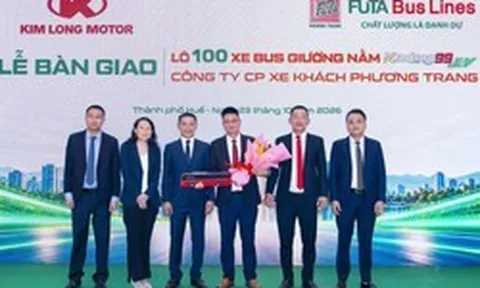 Xe bus giường nằm thuần điện do Việt Nam sản xuất lần đầu được đưa vào vận tải liên tỉnh