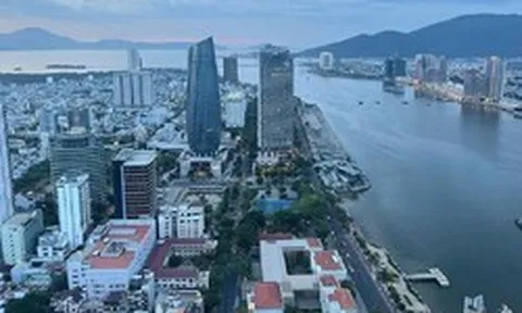 Đà Nẵng duyệt 1 nhân sự lương 100 triệu đồng/tháng ở Trung tâm tài chính quốc tế