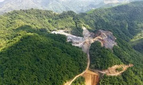 Đèo Cả huy động gần 100 nhân sự, 40 thiết bị đào núi xây hầm dài hơn 600m thuộc dự án 10.000 tỷ đồng, quyết thông hầm ngay tháng sau