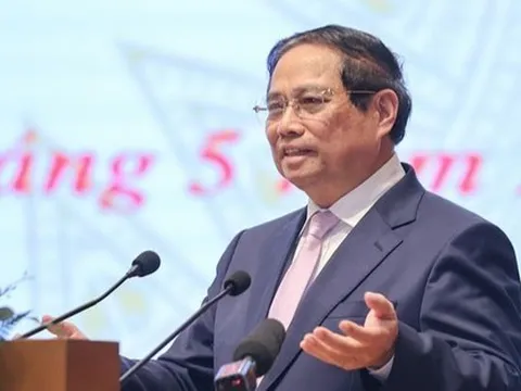 Thủ tướng: Doanh nghiệp đề xuất, được hay không thì phải nói, 'cứ ỉm đi là không được’