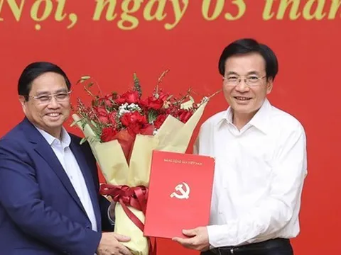 Dứt khoát phải đạt mục tiêu tăng trưởng 2 con số