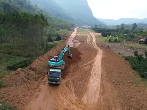 Nhiều bộ ngành, địa phương giải ngân đầu tư công kiểu 'rùa bò'