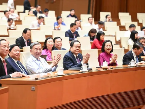 Tổng Bí thư Tô Lâm dự lễ trao Bằng khen của Ủy ban Thường vụ Quốc hội