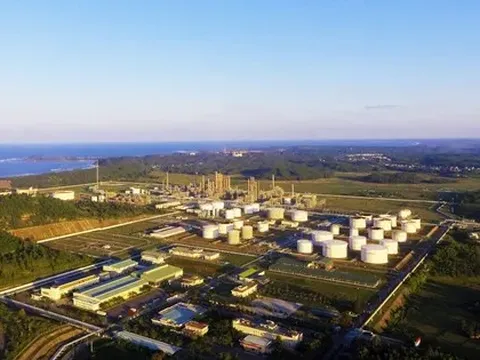 Quảng Ngãi bàn giao gần 38 ha đất cho dự án mở rộng Nhà máy Lọc dầu Dung Quất