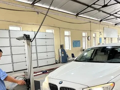 Nhiều xe ô tô trượt đăng kiểm, bị ‘quay đầu’ do dính phạt nguội