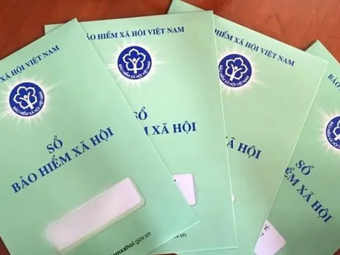 Người lao động bị tạm đình chỉ công việc bao lâu thì tạm dừng đóng BHXH?