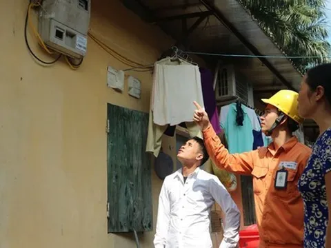 Mạng xã hội ồn ào nghi ngờ hóa đơn tiền điện, EVNNPC nói chưa nhận được phản ánh tăng bất thường