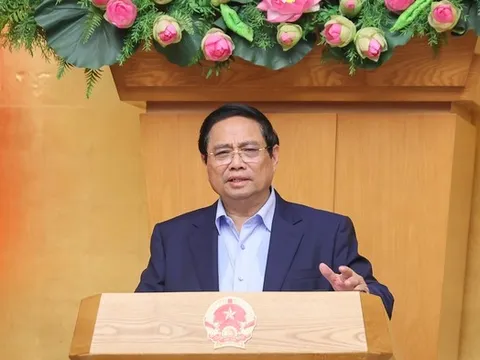 Thủ tướng yêu cầu kiểm soát chặt giá vàng, giá USD