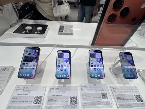 iPhone 17 rớt giá mạnh chỉ sau 1 tháng ra mắt