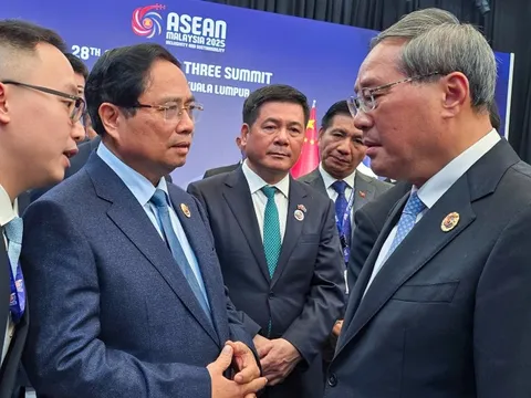 Thủ tướng đề nghị Trung Quốc tích cực hợp tác trong lĩnh vực đường sắt