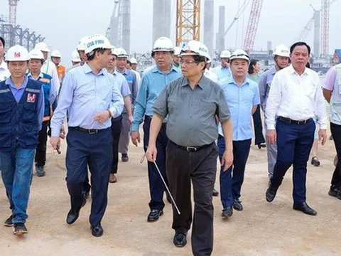 Một công ty sẽ tuyển 1.400 kỹ sư vận hành, bảo trì... để phục vụ tại dự án 16 tỷ USD lập kỷ lục 3 năm 8 lần đón Thủ tướng thị sát