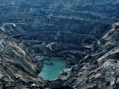 Thu về gần 500 tỷ mỗi ngày dù lượng hàng tồn kho cao kỷ lục: DN này kinh doanh gì, lời lãi ra sao?