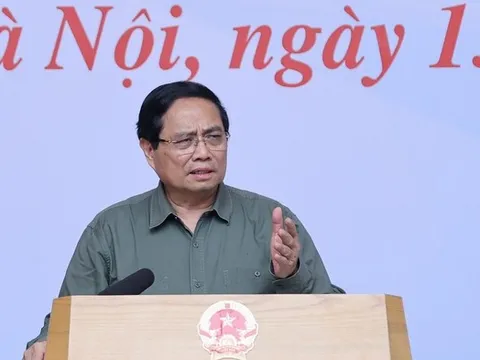 Khẩn trương xây lại 1.900 nhà sập đổ, 67.000 nhà tốc mái cho đồng bào miền Trung