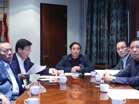 Từ Nam Phi, Thủ tướng chủ trì họp trực tuyến về ứng phó, khắc phục hậu quả mưa lũ