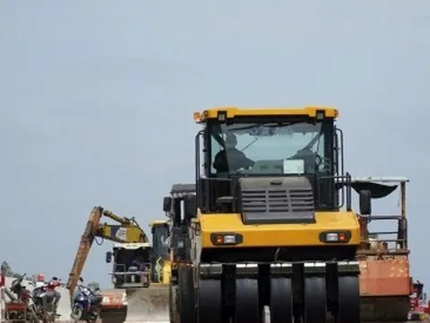 Cận cảnh cao tốc Cần Thơ - Cà Mau trước ngày thông xe