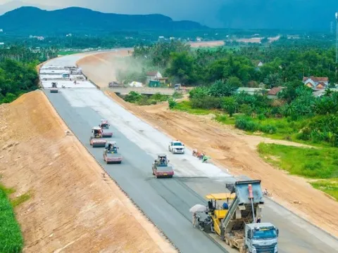 Cao tốc Quảng Ngãi - Hoài Nhơn 'chạy nước rút'