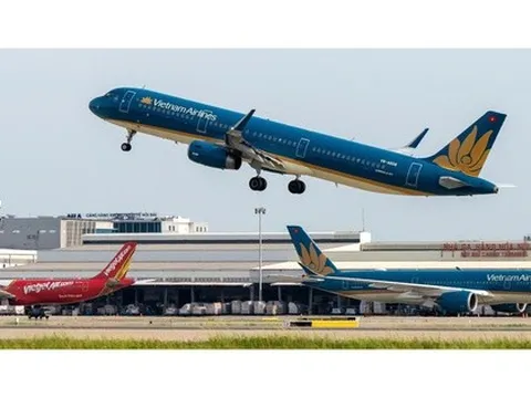 Hàng không Việt Nam phục hồi mạnh mẽ với tăng trưởng 2 con số 2025