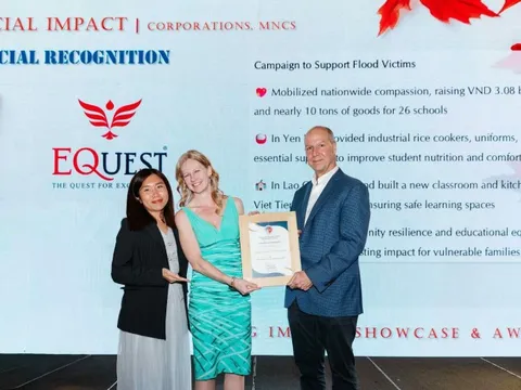 EQuest tiếp tục được AmCham Vietnam vinh danh vì đóng góp bền bỉ cho cộng đồng