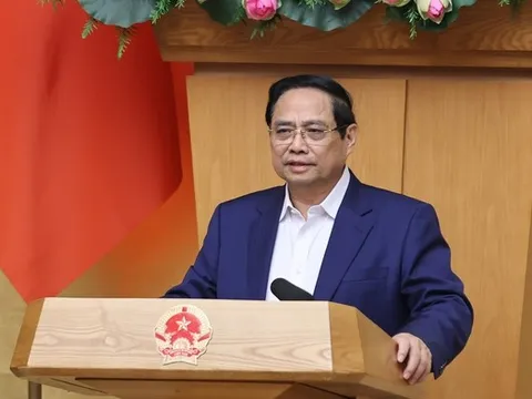 Thủ tướng lưu ý giá vàng, giá bất động sản đang neo cao