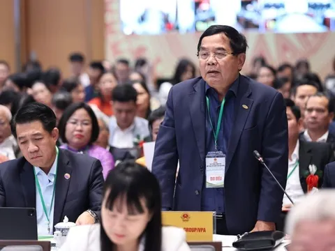 Gặp Thủ tướng, Chủ tịch Tập đoàn Intimex lo lắng: Vụ Đông Xuân sắp tới, Việt Nam có thể dư thừa khoảng 4 triệu tấn lúa gạo, giá đi xuống